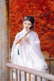 瘋批王爺的白月光竟是我自己？