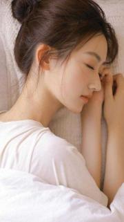 月滿西樓情已遠