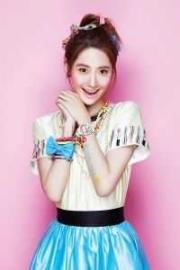 我養的病嬌魔女從手機裡跑出來了