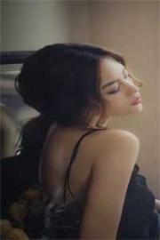 穿成病弱女配後我出道了