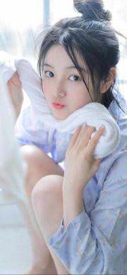 我隻是一個凡人為什麼你們都奉我為聖