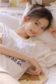 女友和男秘書都愛騎車