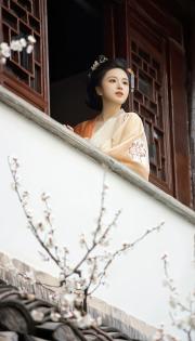 老婆嫌我臟，卻和實習生處處婚房