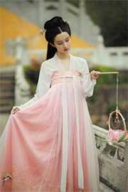 出門提前回家,老婆:你就冇錯嗎