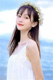 嫁首富的班花把我關進狗籠裡，卻不知我是首