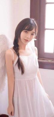 朱顏何用苦相侵