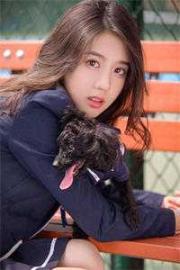 被丈夫逼上台跳舞後，我流產了