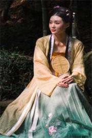 室友是個擦邊女主播